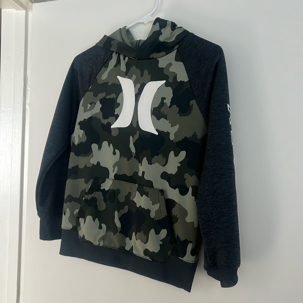 Hurley sweatshirt. Lightweight. Youth m 10-12